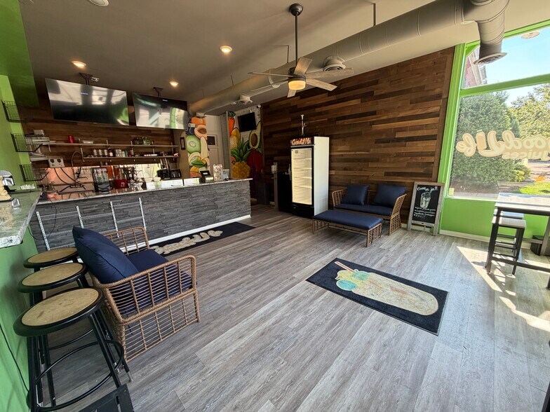 More Photos Of 800 W Marshall St, Richmond Restaurant For Lease