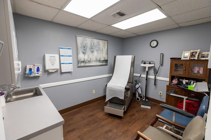 More Photos Of 100 Commons Way, Toms River Medical For Sale