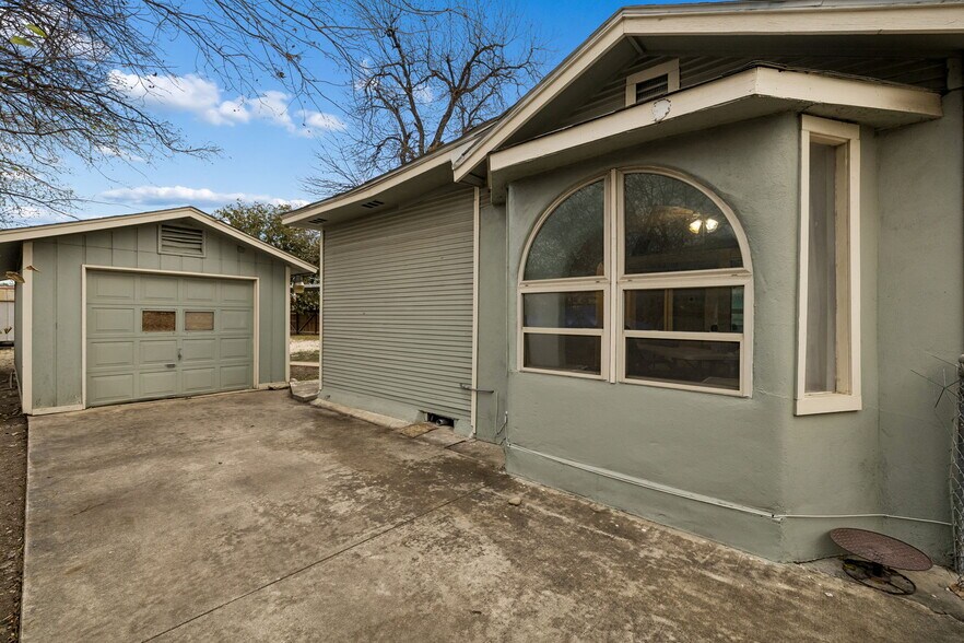 More Photos Of 937 Culebra Rd, San Antonio Office Residential For Sale