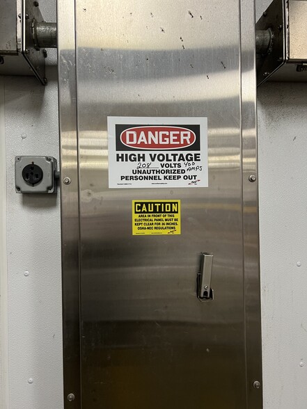 More Photos Of 36 Garden St, New York Mills Manufacturing For Sale