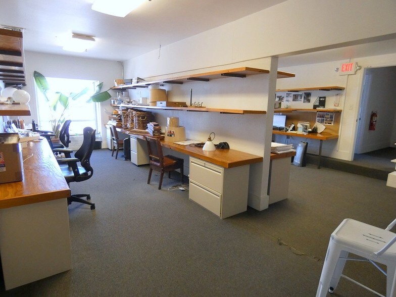 More Photos Of 85-101 Water St, Norwalk Flex For Lease