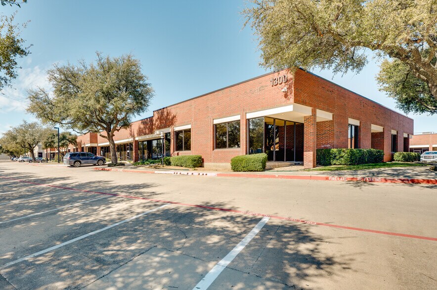 Primary Photo Of 1300 S Sherman St, Richardson Office For Sale