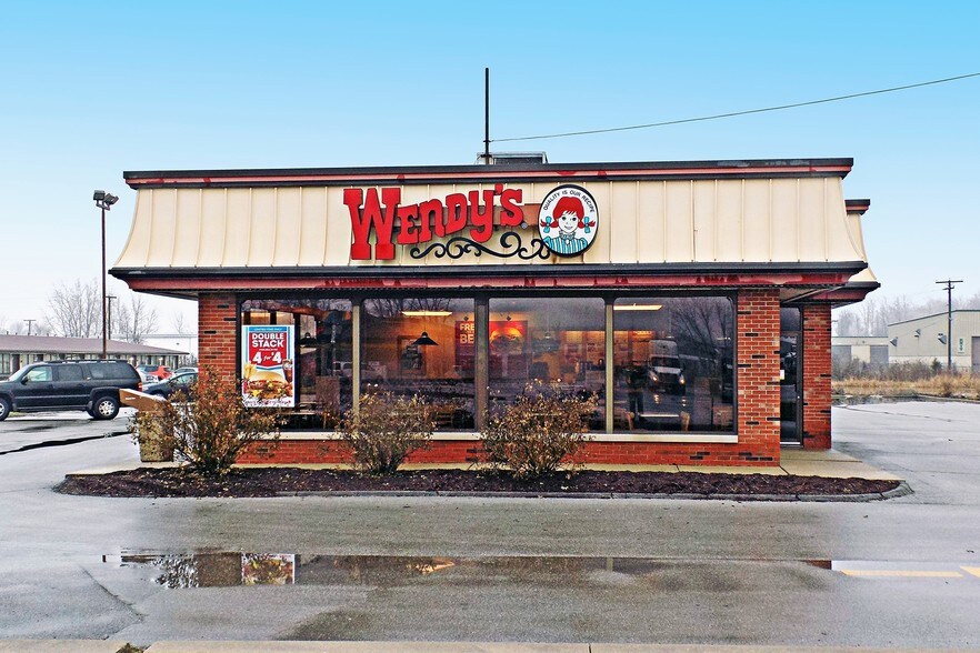 More Photos Of 6824 Lincoln Hwy, Fort Wayne General Retail For Sale