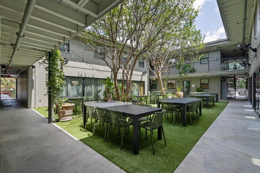 More Photos Of 1915 E Martin Luther King Jr Blvd, Austin Apartments For Sale