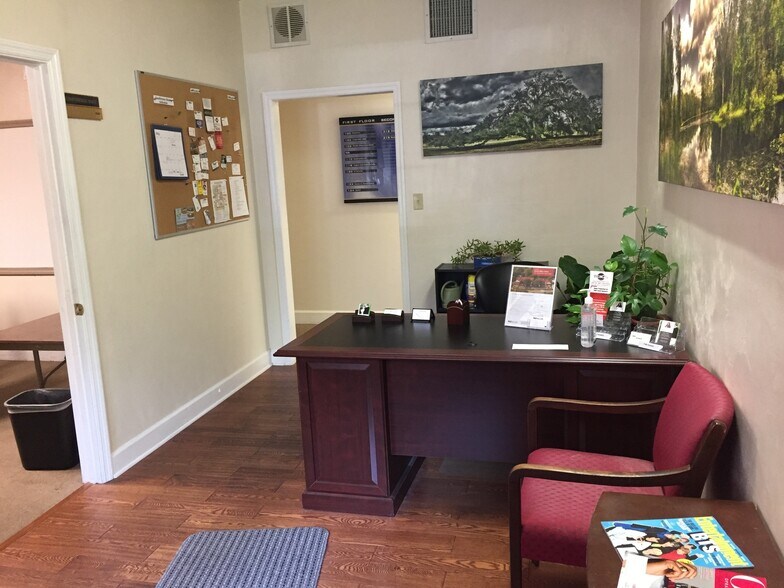 More Photos Of 545 E Tennessee St, Tallahassee Loft Creative Space For Lease