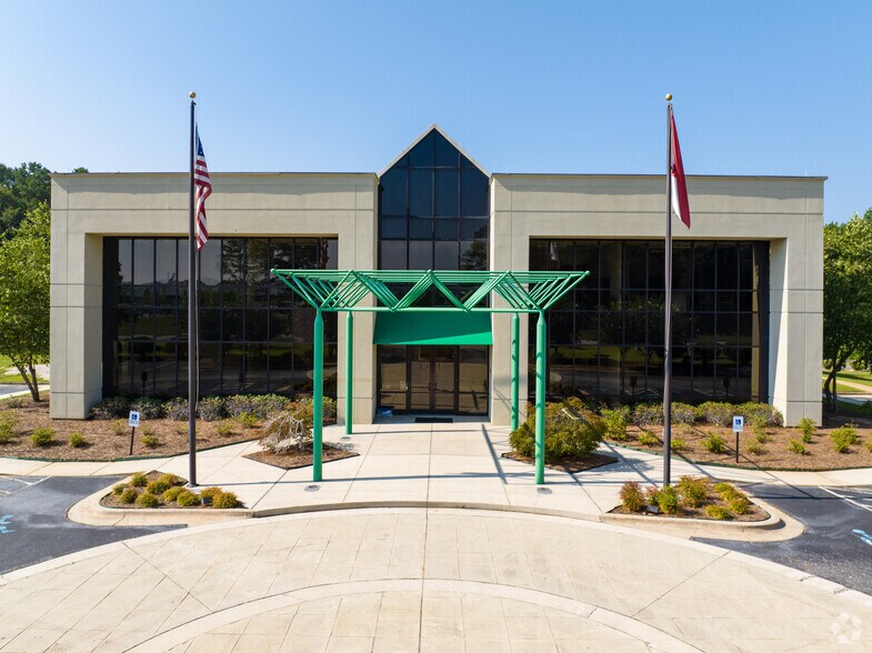 More Photos Of 177 Technology Pky, Auburn Light Manufacturing For Sale