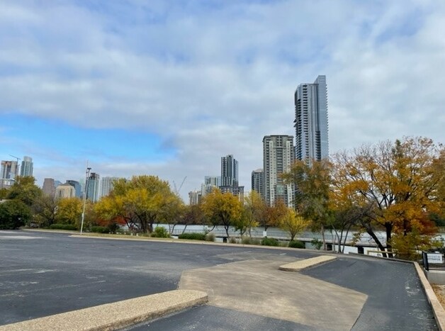 More Photos Of 512 E Riverside Dr, Austin Office For Lease
