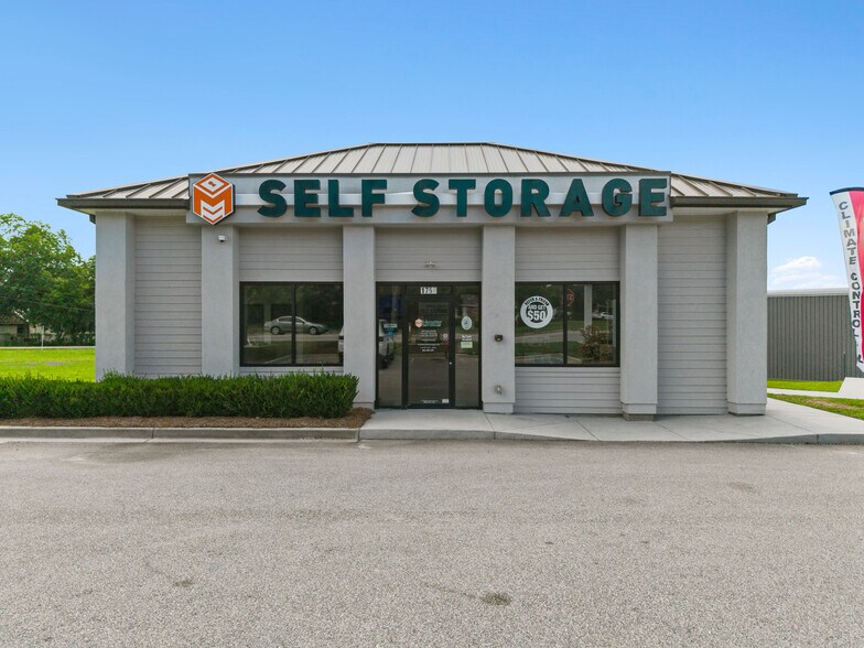 More Photos Of 1758 Saint Matthews Rd, Orangeburg Self Storage For Sale