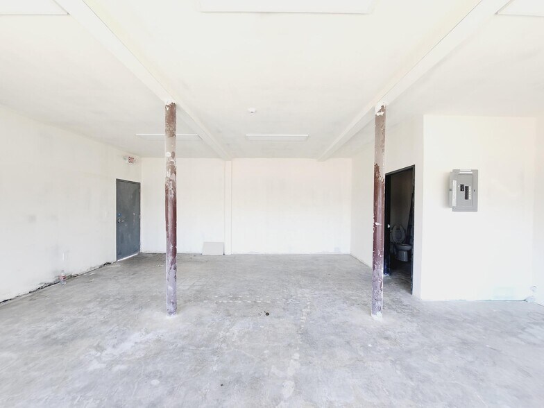 More Photos Of 1401 Pacific Coast Hwy, Harbor City Apartments For Lease