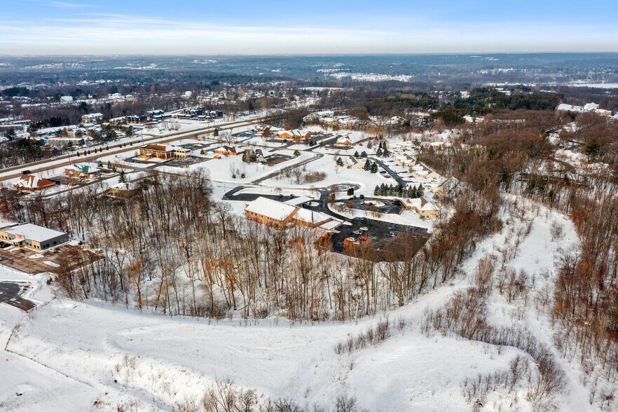 More Photos Of 3322 Beltline Ct NE, Grand Rapids Medical For Lease