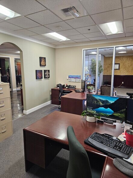 More Photos Of 970 Reserve Dr, Roseville Loft Creative Space For Sale