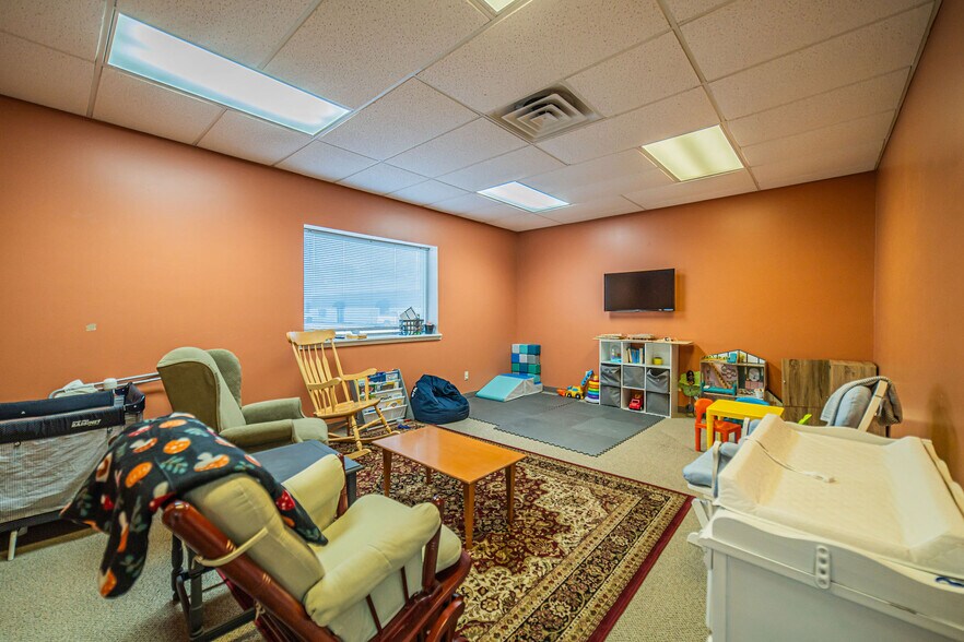 More Photos Of 3530 Park Plaza Rd, Paducah Warehouse For Sale