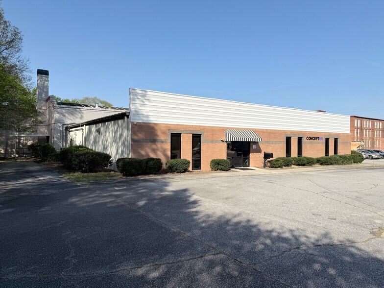 More Photos Of 1089 Augusta Rd, Warrenville Office For Lease