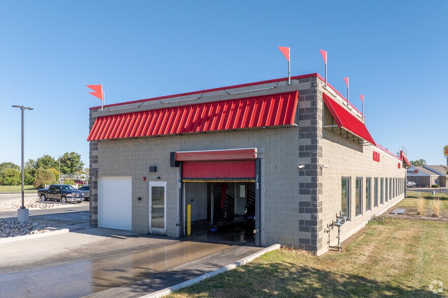 More Photos Of 2950 Fairfield Ln, Ottawa Carwash For Sale