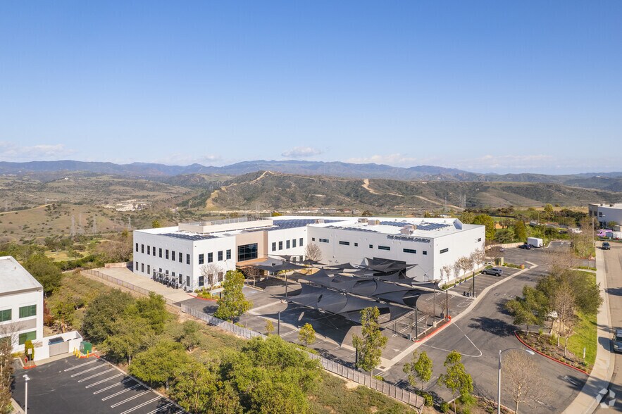 More Photos Of 209 Avenida Fabricante, San Clemente Office For Lease