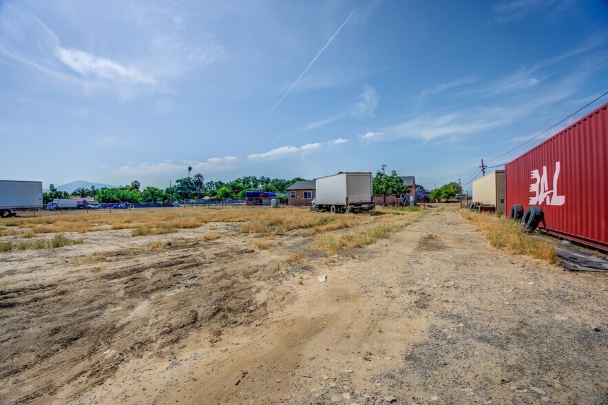 More Photos Of 5915 Weepatch Hwy, Bakersfield Land For Sale