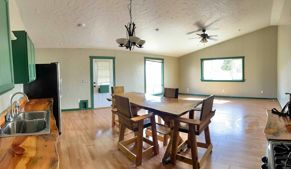 More Photos Of 342 4th Street WN, Columbia Falls Self Storage For Sale