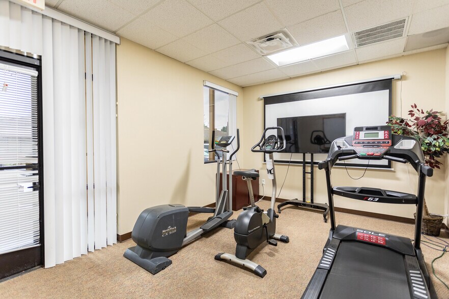 More Photos Of 13405 Folsom Blvd, Folsom Office For Sale