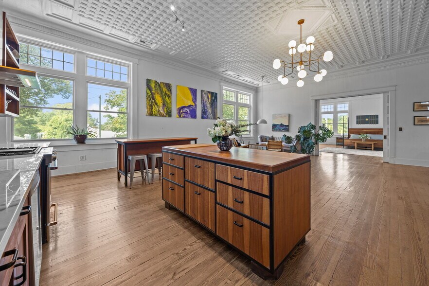 More Photos Of 4096 West Ave, Ayden General Retail For Sale