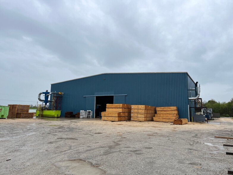 More Photos Of 149 Industrial Park Rd, Sharon Industrial For Sale