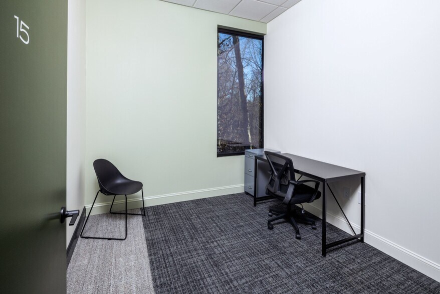 More Photos Of 3375 Oak Harbor Dr., Peachtree Corners Coworking Space