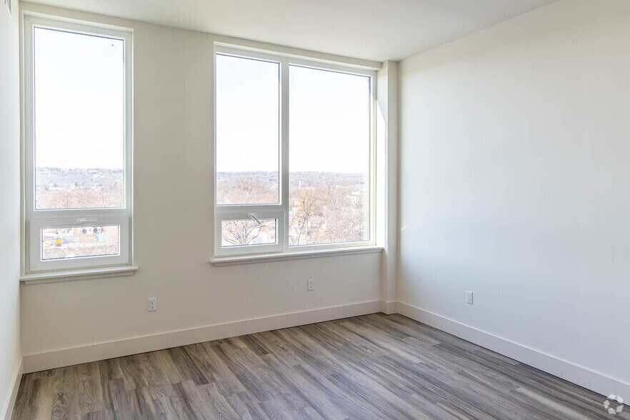 More Photos Of 55 Washington St, East Orange Apartments For Sale
