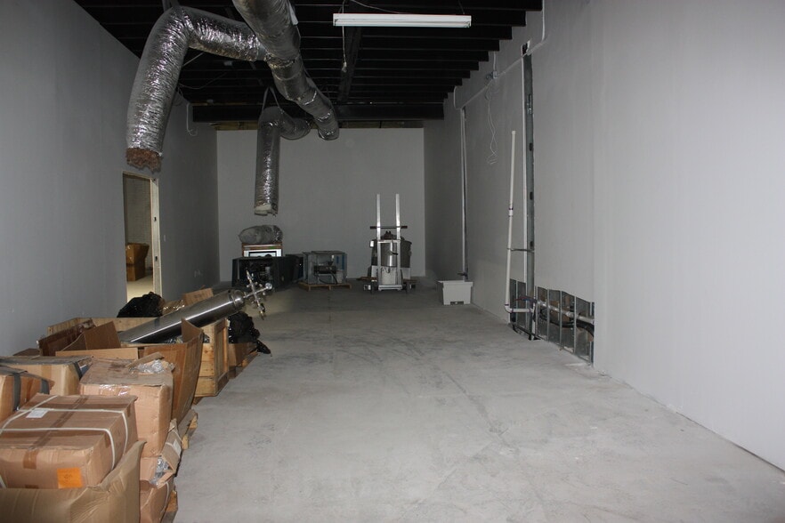 More Photos Of 1737 NW 5th St, Oklahoma City Warehouse For Lease