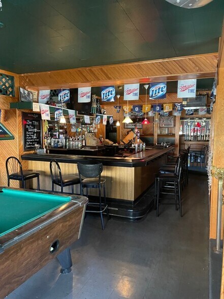 More Photos Of 400 Seaton Ave, Roselle Park General Retail For Sale