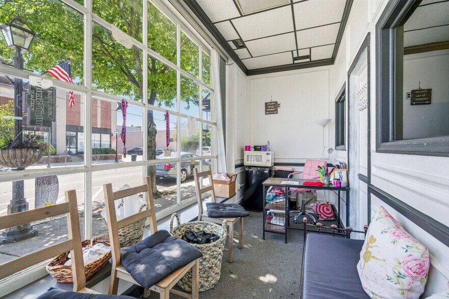 More Photos Of 2 S Main St, Woodstown Storefront Retail Residential For Sale