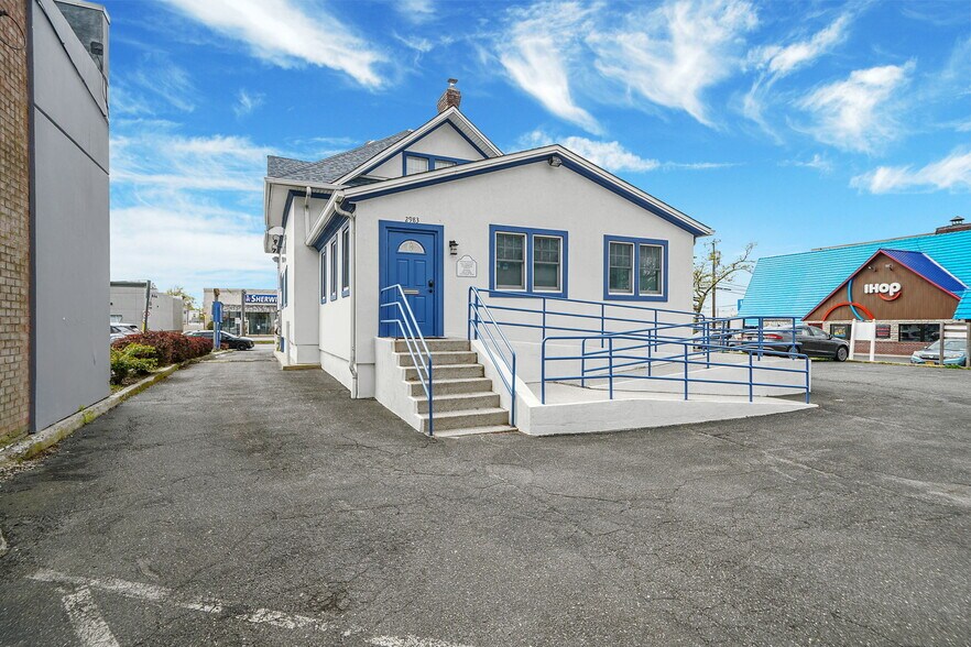 More Photos Of 2983 Long Beach Rd, Oceanside Medical For Sale
