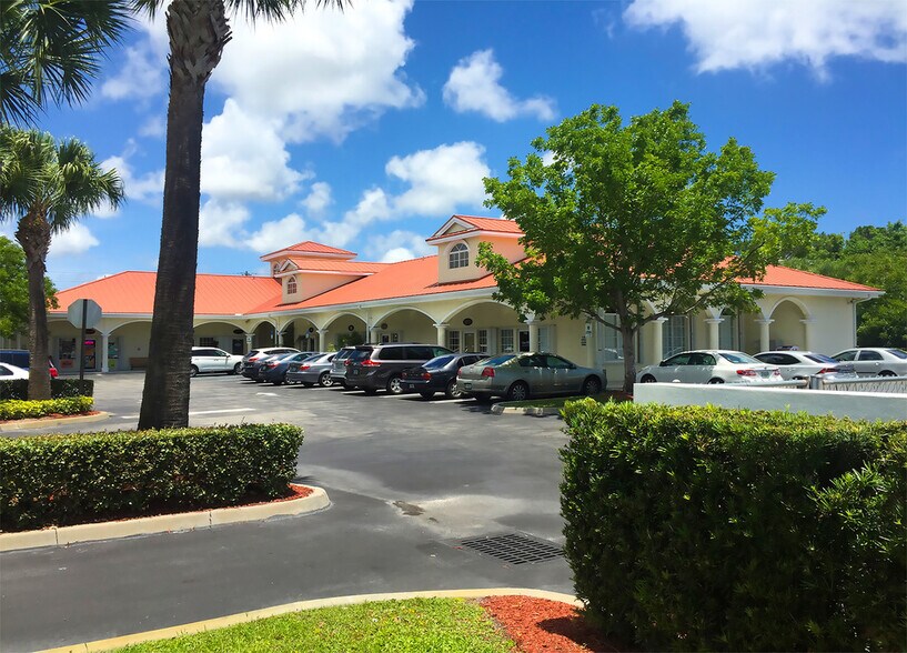 More Photos Of 698-750 SW Port St Lucie Blvd, Port Saint Lucie Storefront Retail Office For Lease