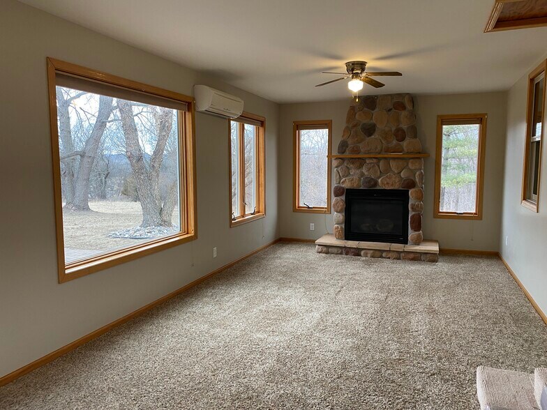 More Photos Of , Courtland Unknown For Sale