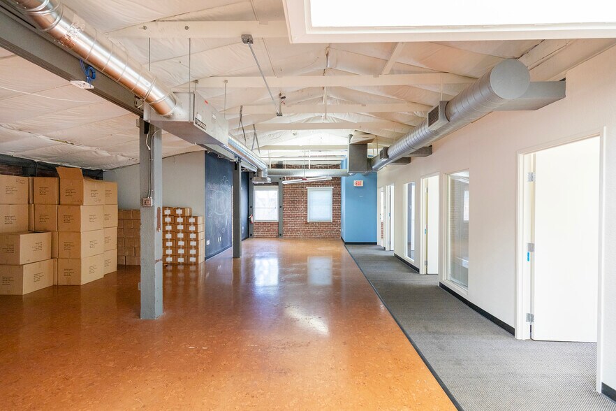 More Photos Of 920 20th St, Sacramento Loft Creative Space For Lease