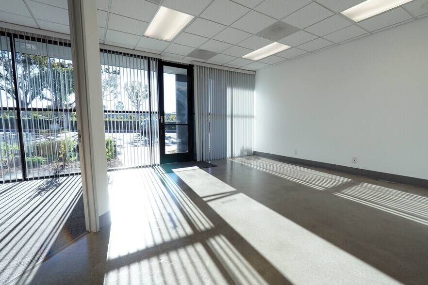 More Photos Of 13765 Alton Pky, Irvine Research And Development For Lease