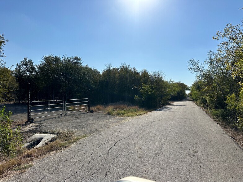 More Photos Of 12545 Glass Rd, Buda Land For Sale