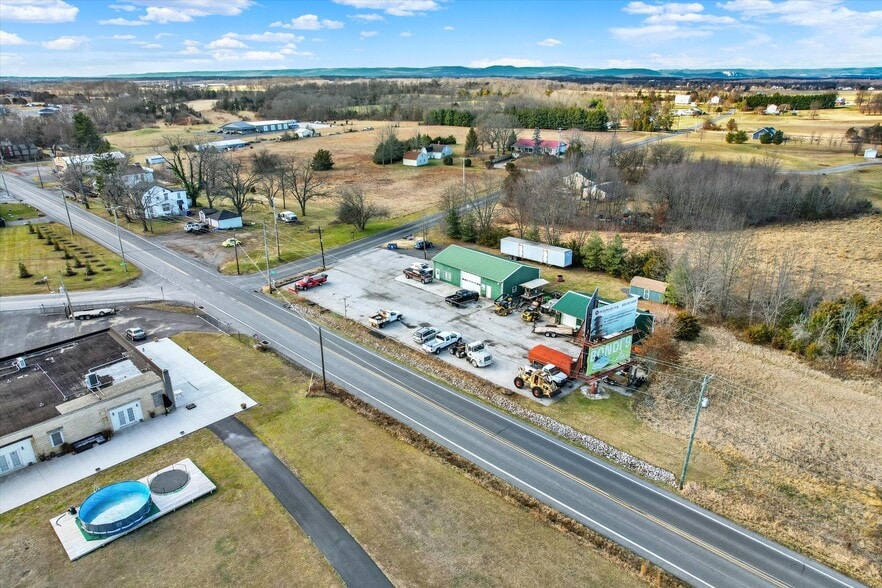 More Photos Of 276 Kingsdale Rd, Littlestown Auto Repair For Sale