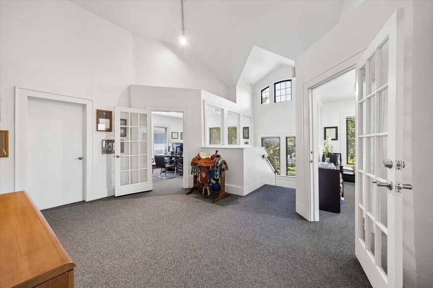 More Photos Of 1601 Westheimer Rd, Houston Office For Sale