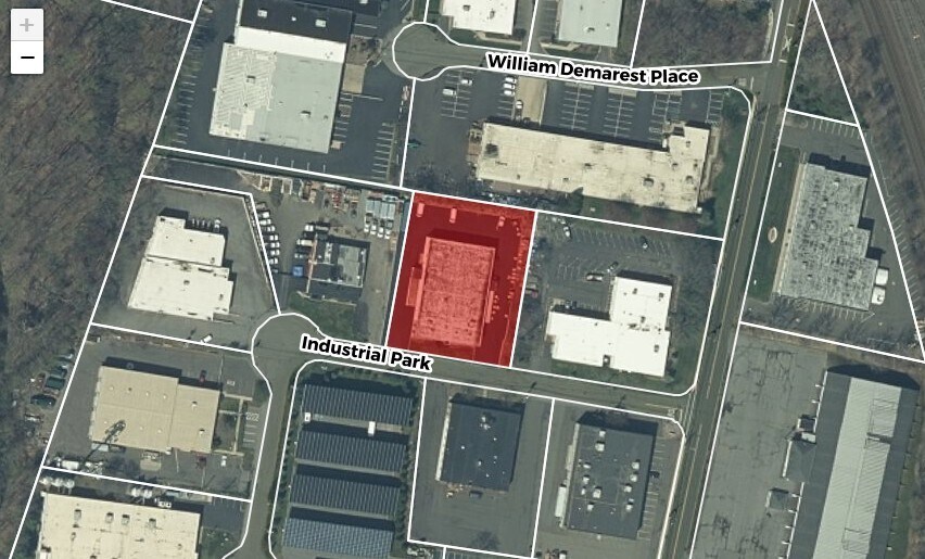 More Photos Of 9 Industrial Park, Waldwick Distribution For Sale