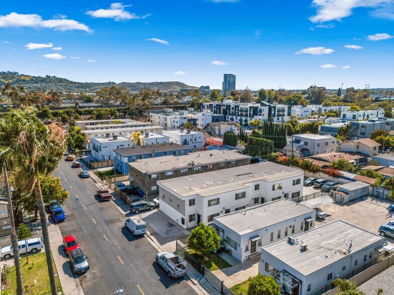More Photos Of 2325 S Ridgeley Dr, Los Angeles Apartments For Sale