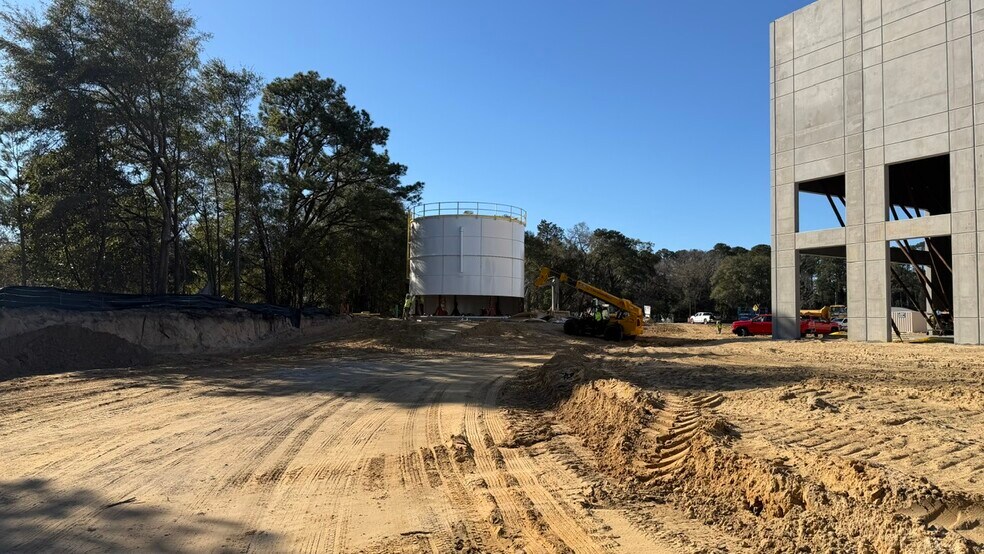 More Photos Of 4704 Ogeechee Rd, Savannah Warehouse For Lease