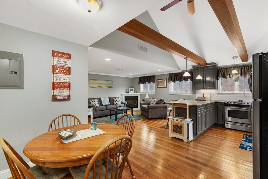 More Photos Of 5030 State Hwy, Eastham Freestanding For Sale