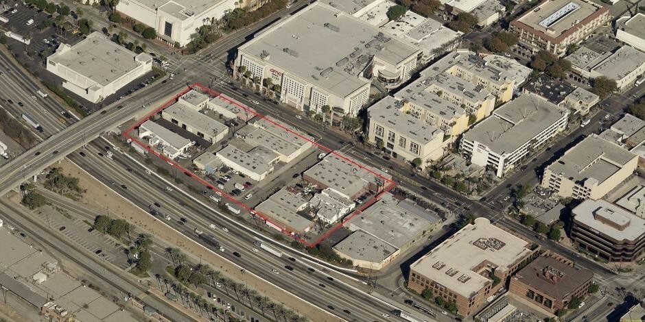 More Photos Of 275-375 N 1st St, Burbank Apartments For Lease