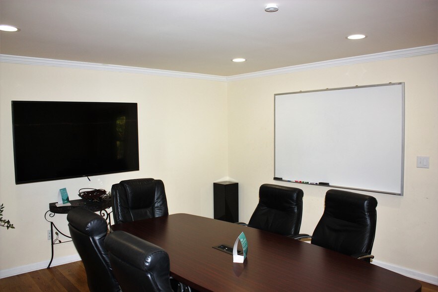 More Photos Of 4913 Professional Ct, Raleigh Office For Lease