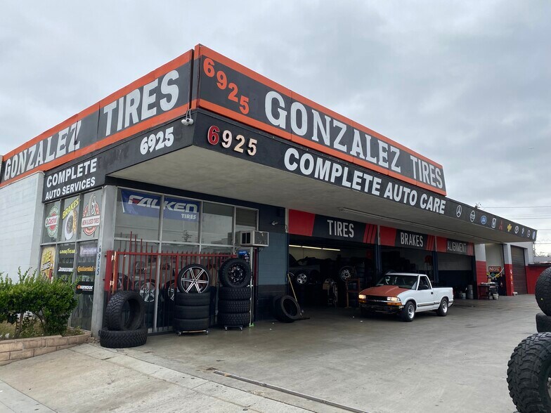 More Photos Of 6921-6929 Atlantic Ave, Bell Auto Repair For Lease