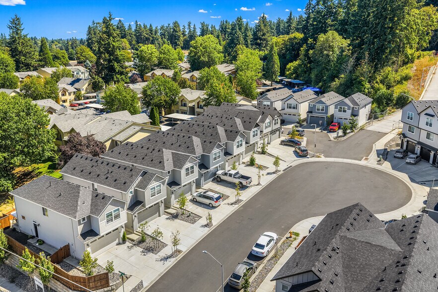 More Photos Of 4943 NE 2nd Ct, Vancouver Multifamily For Sale