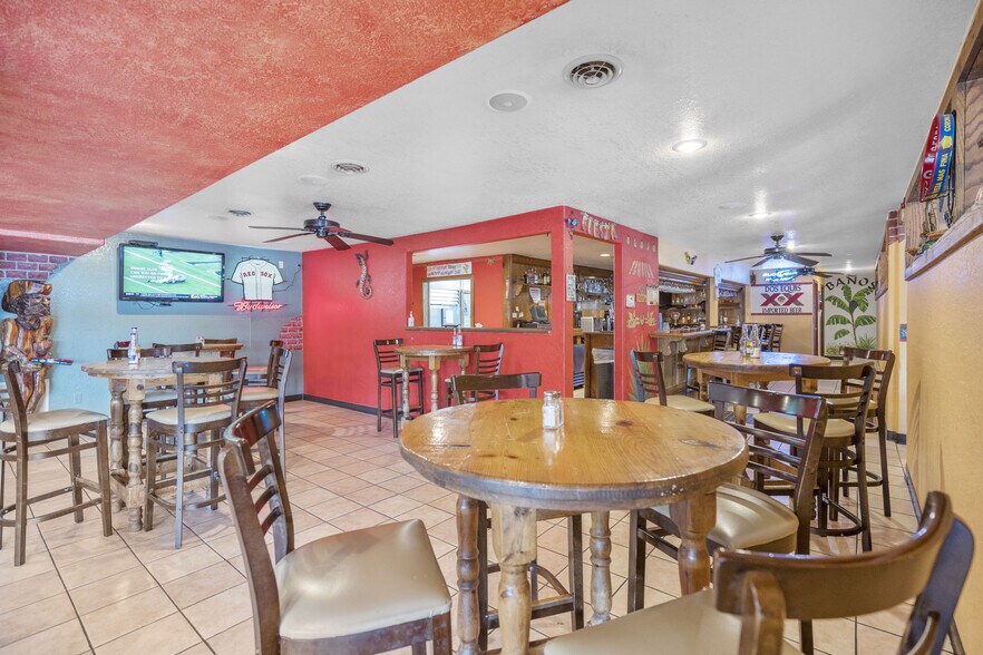 More Photos Of 6605 Hwy 54, Osage Beach Restaurant For Sale