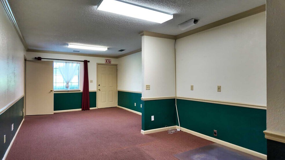 More Photos Of 11763 N Us-319, Thomasville Manufacturing For Sale