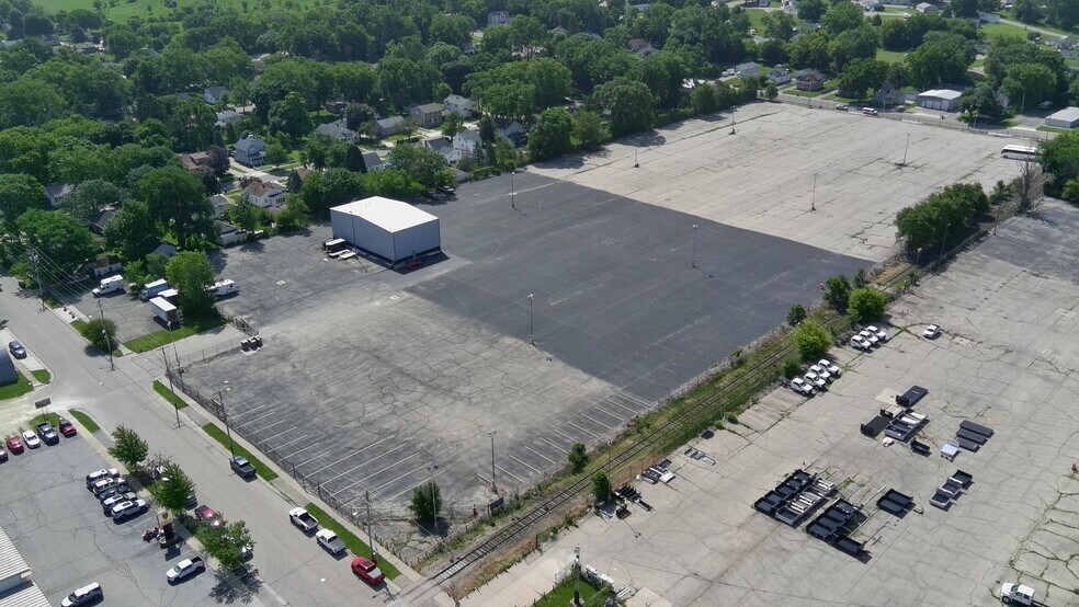 More Photos Of 1200 Harold ave, Janesville Land For Lease