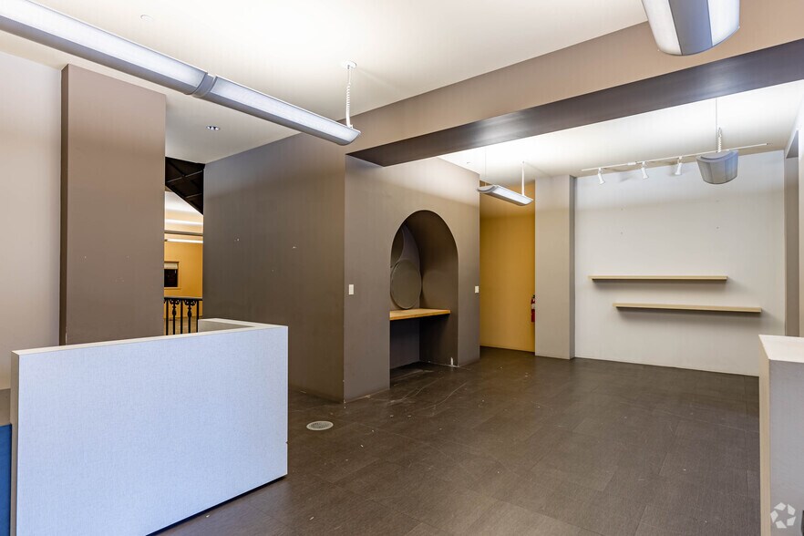 More Photos Of 227 Fort Pitt Blvd, Pittsburgh Loft Creative Space For Lease