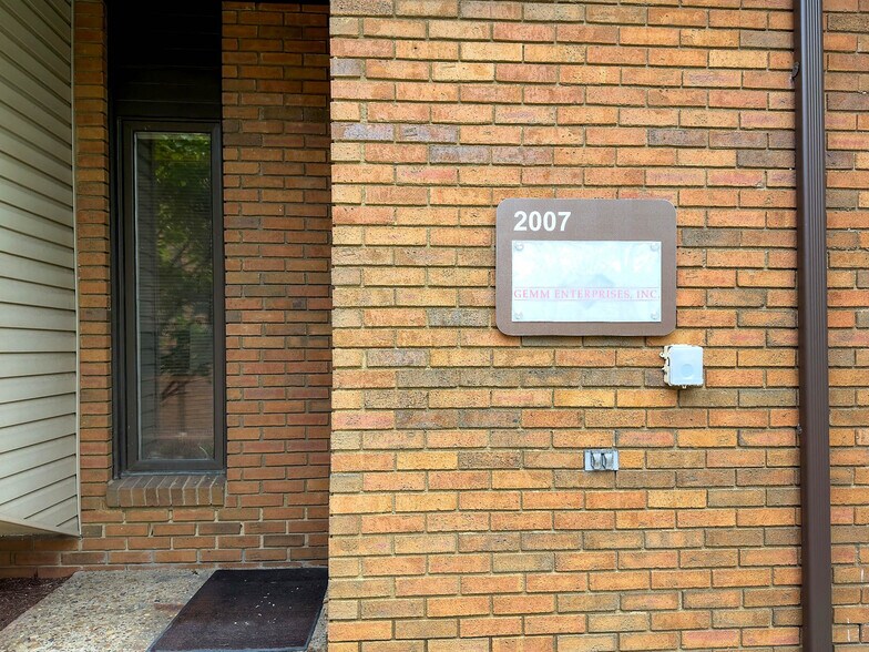 More Photos Of 2001-2007 Kinvara Dr, Pittsburgh Office For Sale